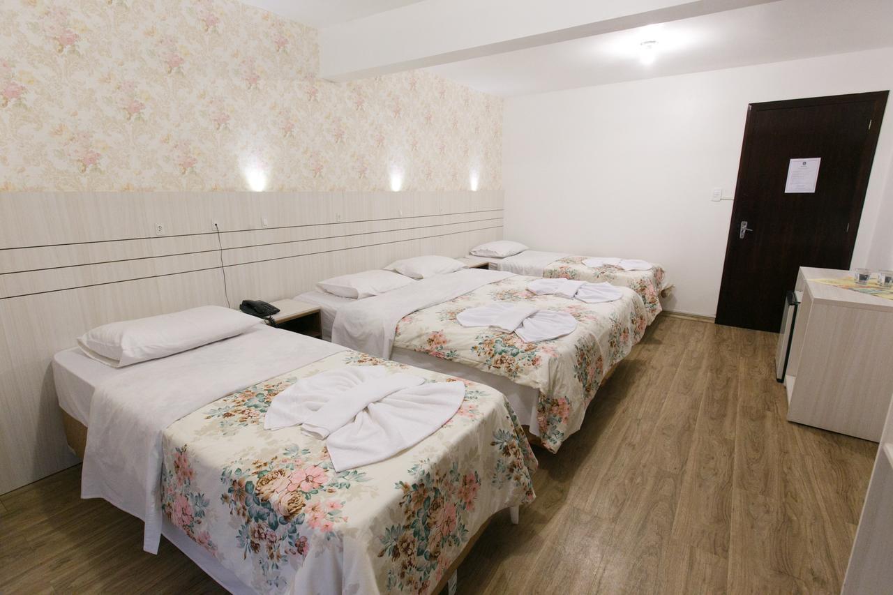 Hotel 13 Linden เตรเซชิเลียส ภายนอก รูปภาพ